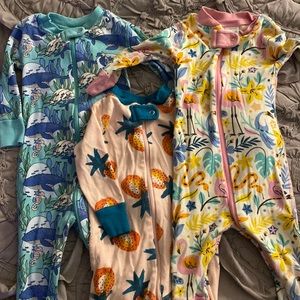 Summertime girls 6-12 month Hanna Andersson pajamas!